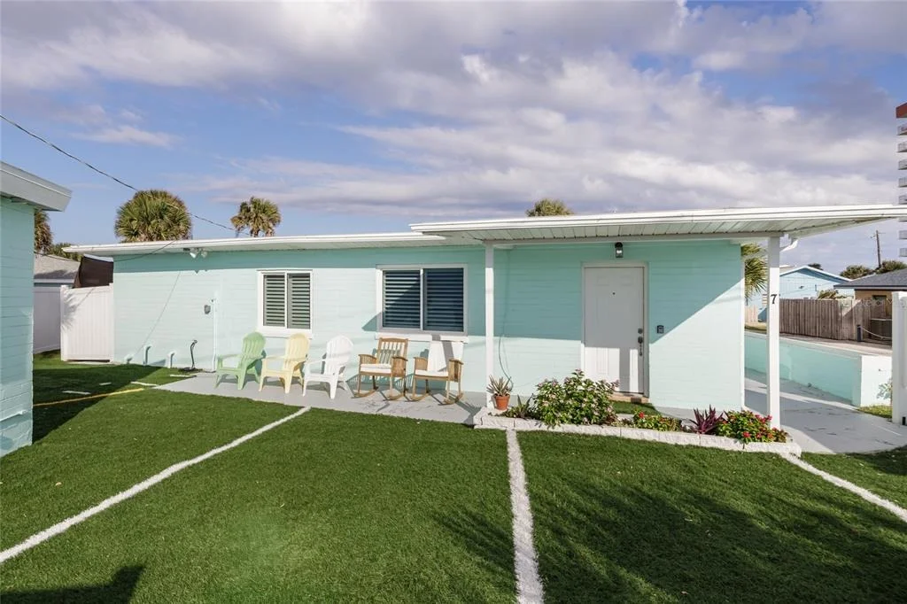 Photo of 7 NEPTUNE PARK DR.