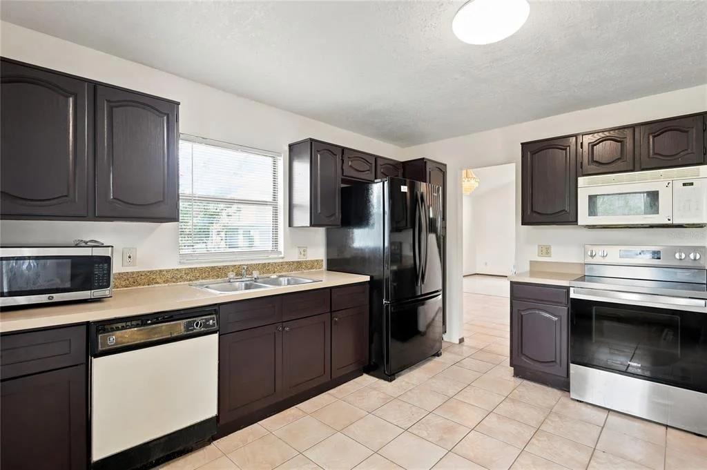Photo of 1469 MONA DRIVE
