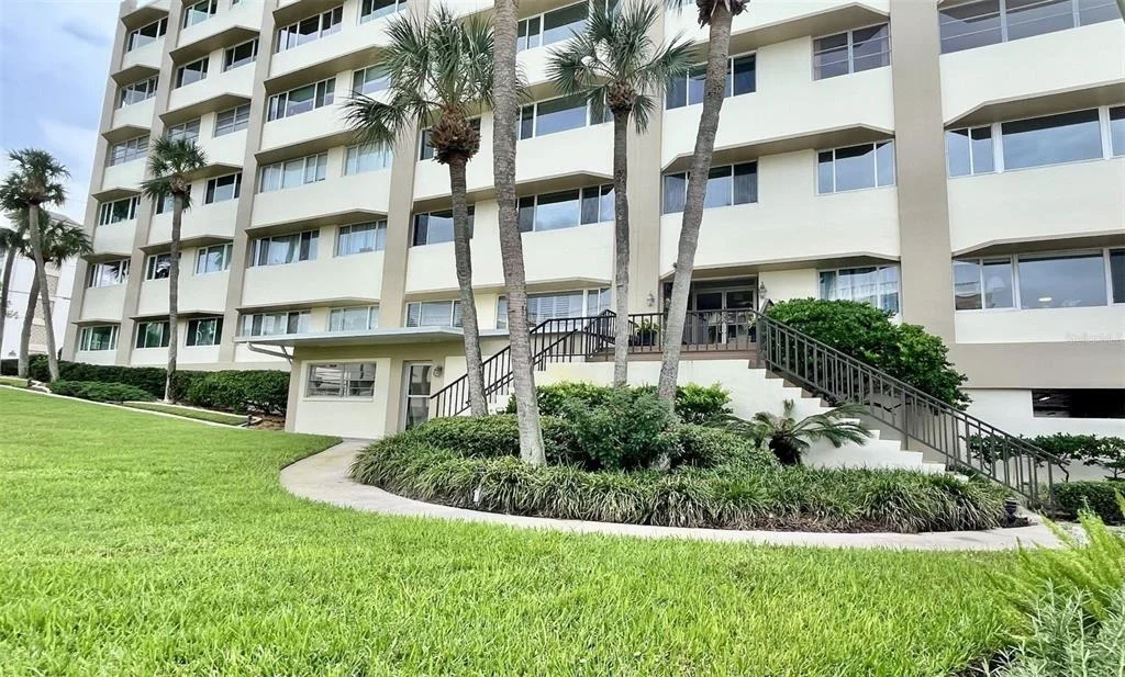 Photo of Unit 211A at 100 BLUFF VIEW DRIVE