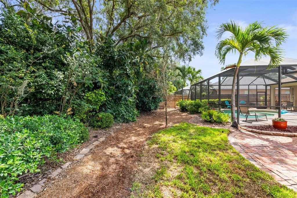 Photo of 743 STONECREST DRIVE