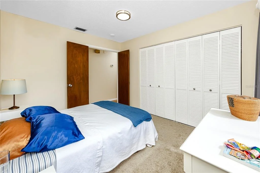 Photo of 14012 CASCADE LANE