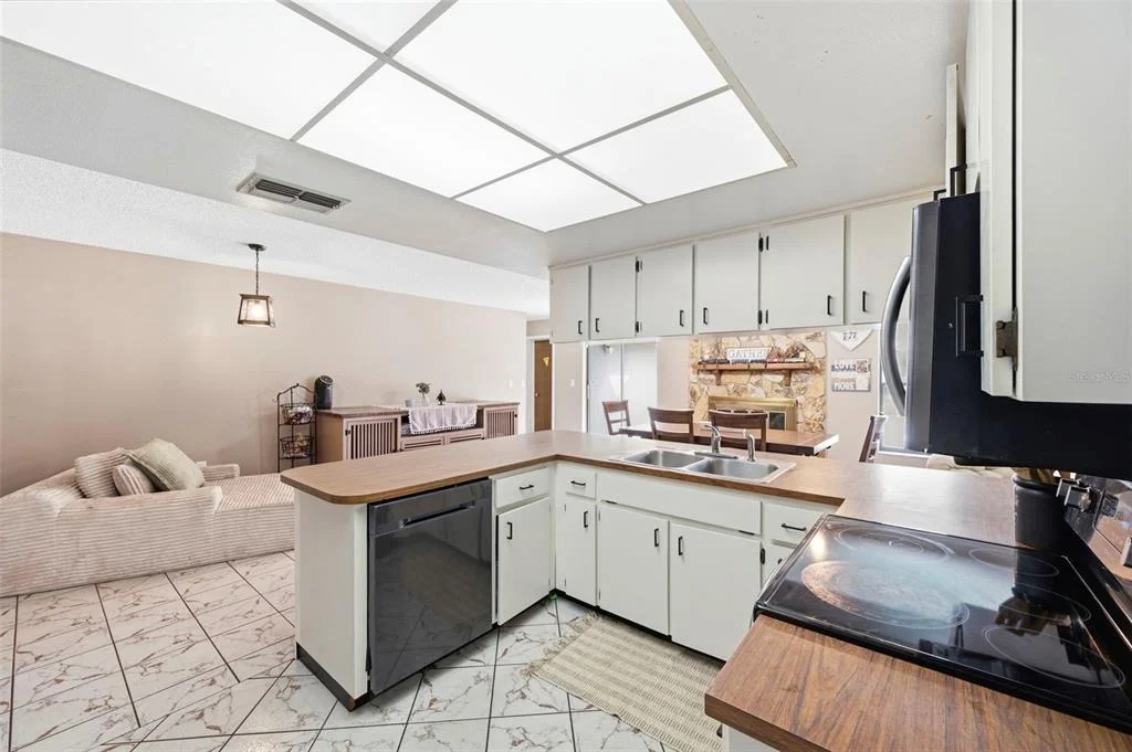 Photo of 7377 SKYLARK DRIVE