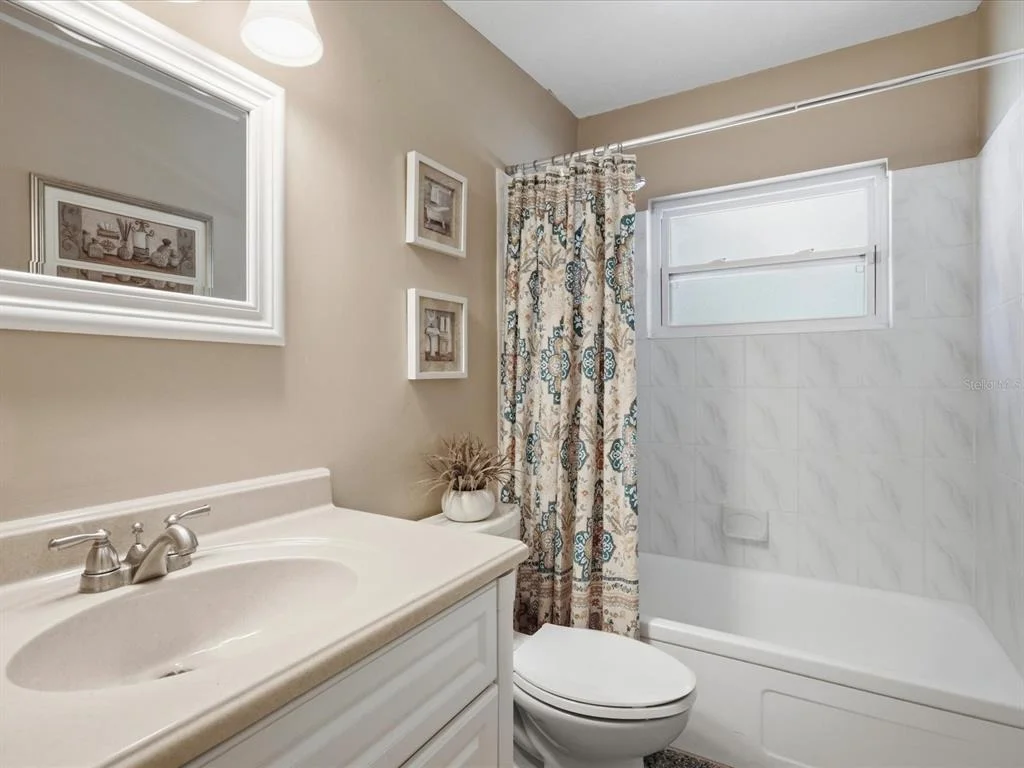 Photo of 616 FITZWALTER DRIVE