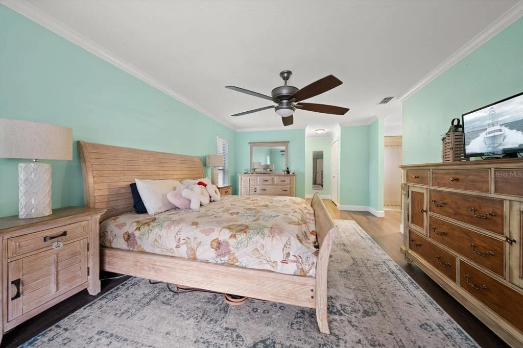 Photo of 521 MERAVAN DRIVE