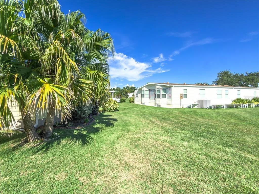 Photo of 190 NIGHTINGALE CIRCLE