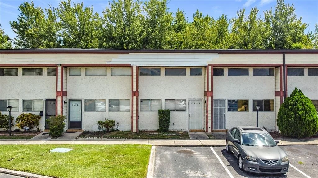 Photo of Unit A4 at 3944 CRAYRICH CIRCLE