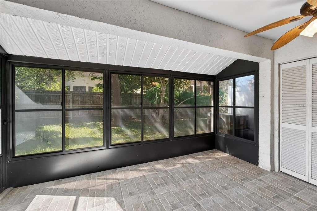 Photo of 2369 BEVERLY DRIVE