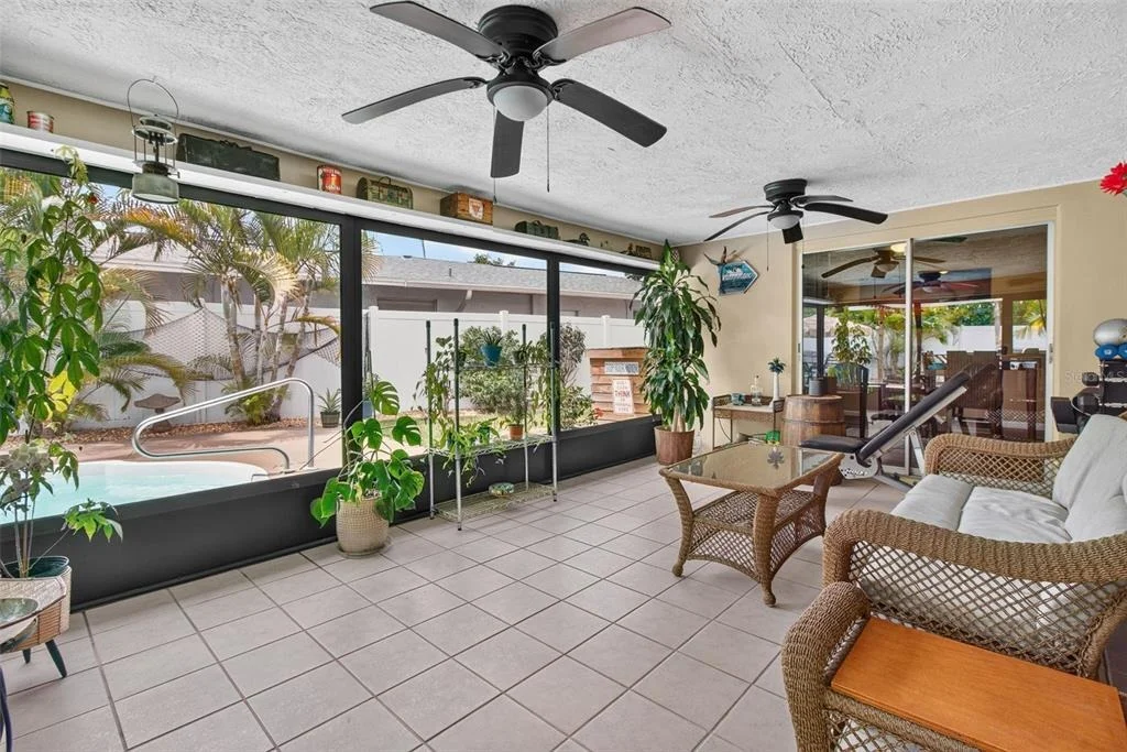 Photo of 2221 COLONIAL DRIVE