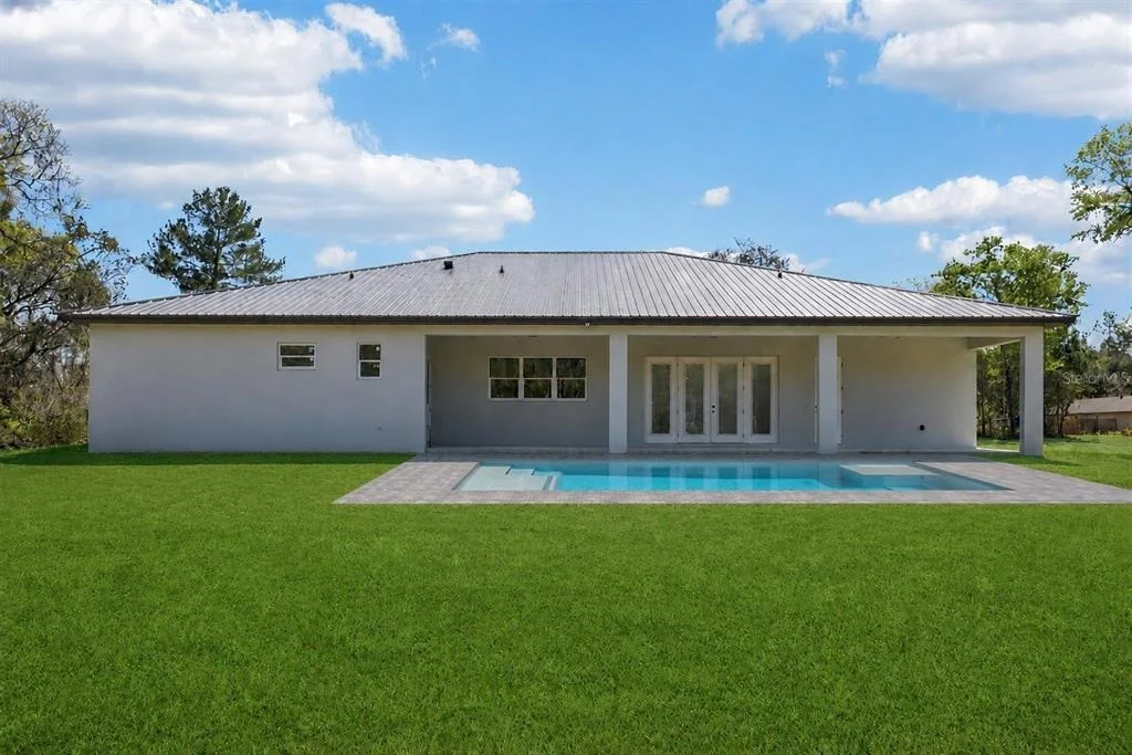 Photo of 351 MITNIK DRIVE