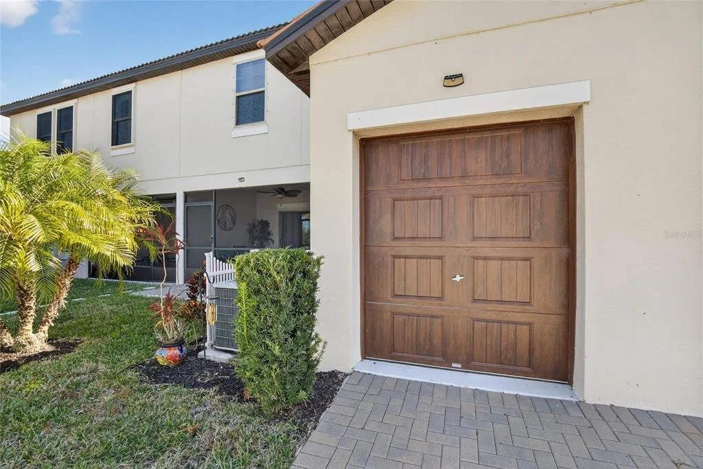Photo of 16909 APRIL PLUSH DRIVE