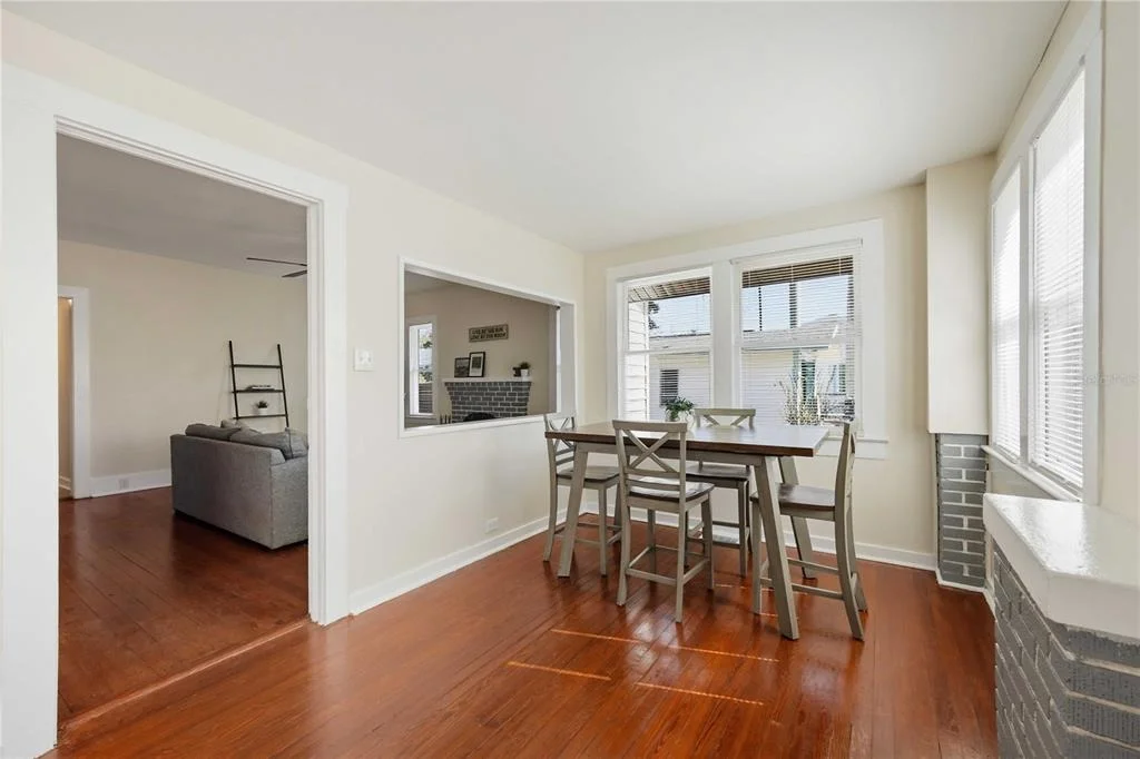 Photo of 2710 3RD AVENUE W