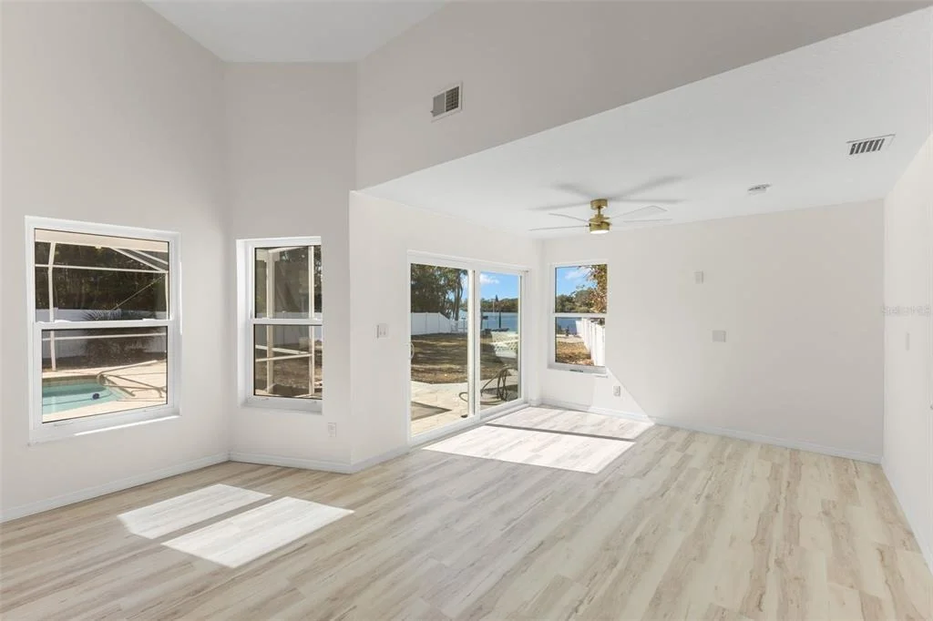 Photo of 2138 BAYOU DRIVE