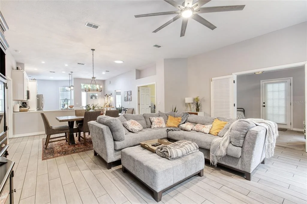 Photo of 12 MEADOW RIDGE VIEW