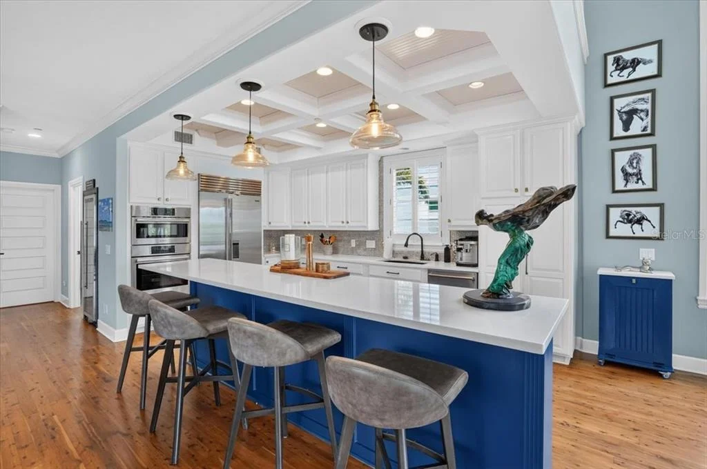 Photo of 6330 LAGUNA DRIVE