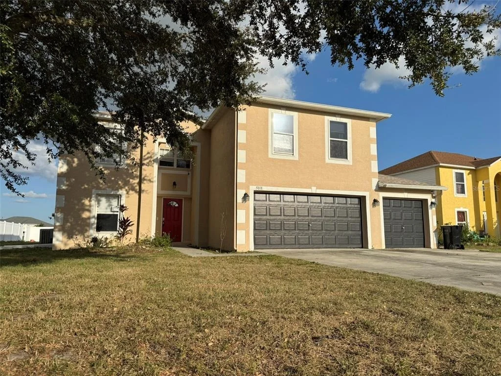 Photo of 5018 STRADA DRIVE