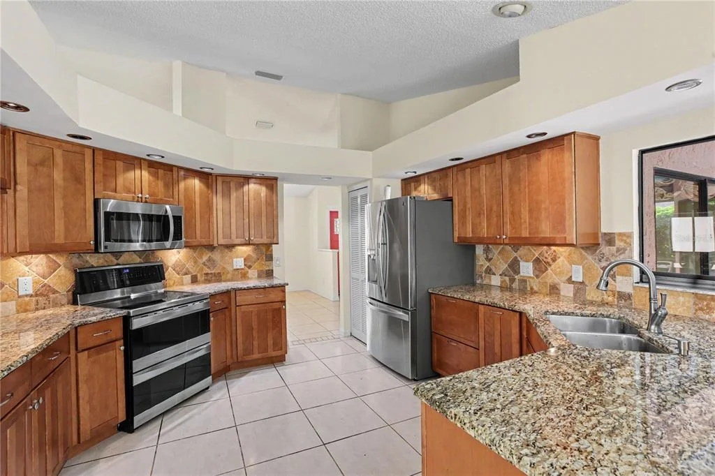 Photo of 1703 PADDOCK DRIVE