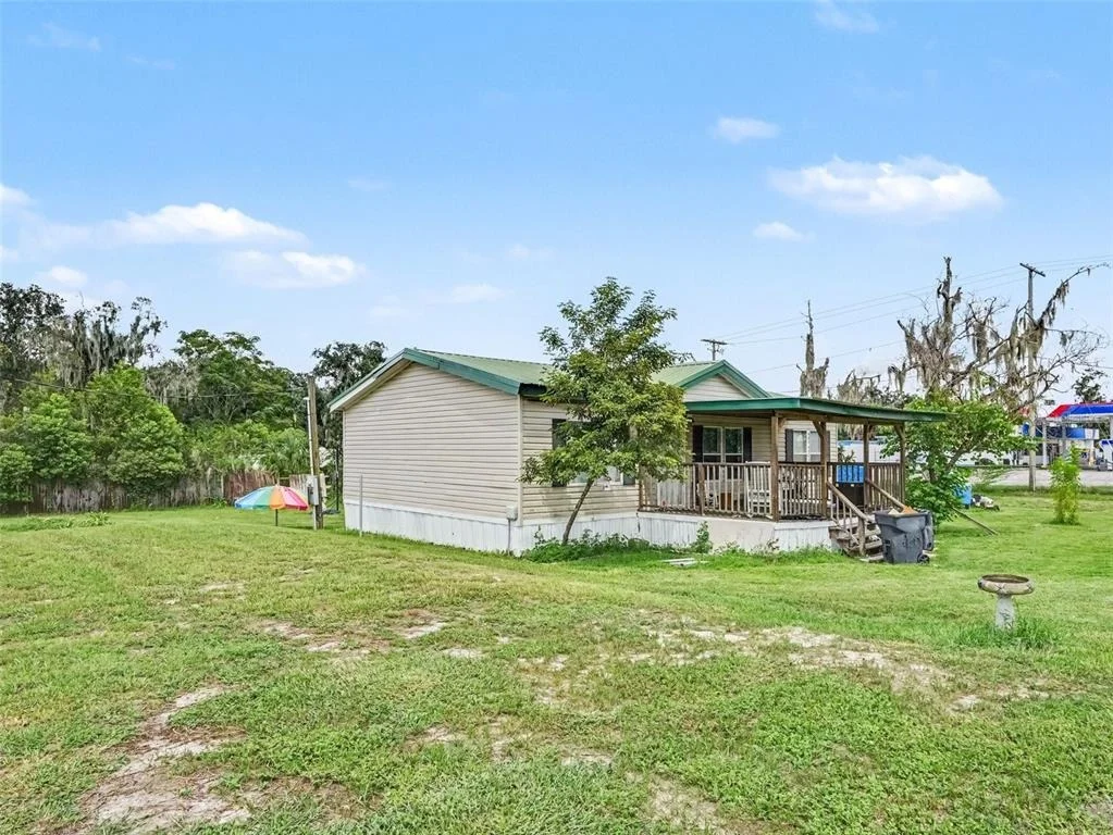 Photo of 11121 LITHIA PINECREST ROAD