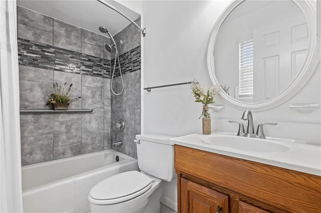Photo of 1437 GLENVIEW ROAD