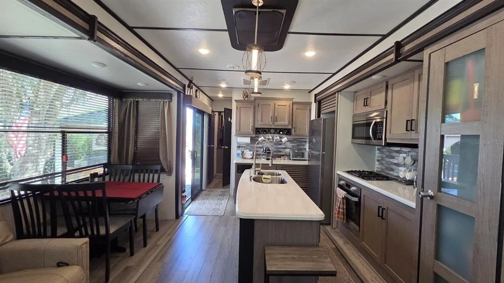 Photo of 431 WATERWAY DRIVE