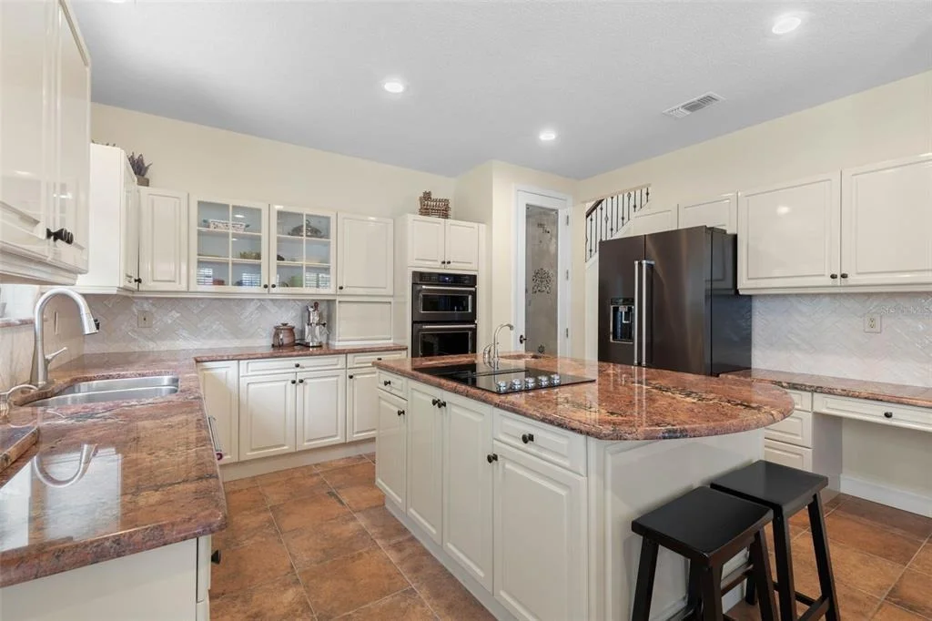 Photo of 6 MONTERREY DRIVE