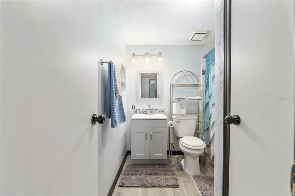 Photo of 6832 NE 3RD PLACE