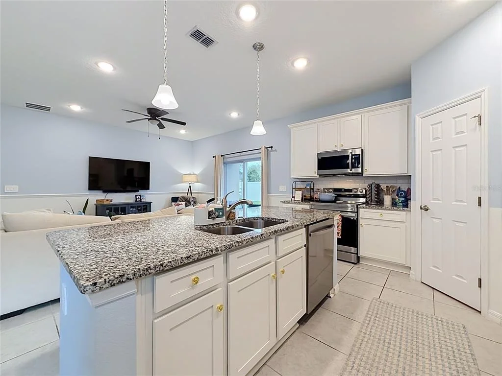 Photo of 3947 MAYHILL LOOP