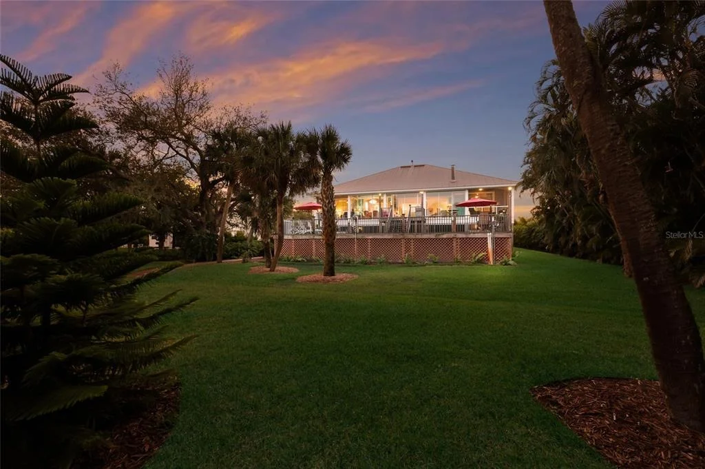 Photo of 10110 CREEKSIDE DRIVE