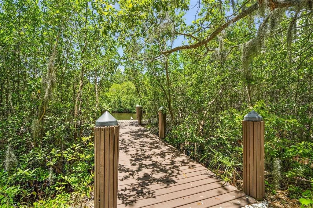 Photo of 4727 COMPASS DRIVE