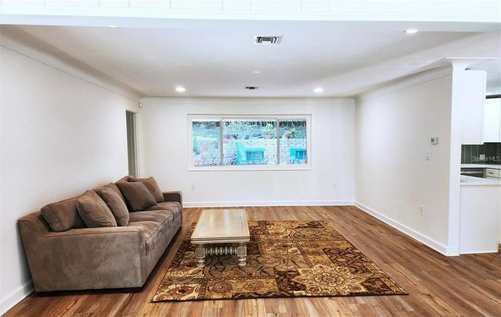Photo of 1765 HILLTOP DRIVE