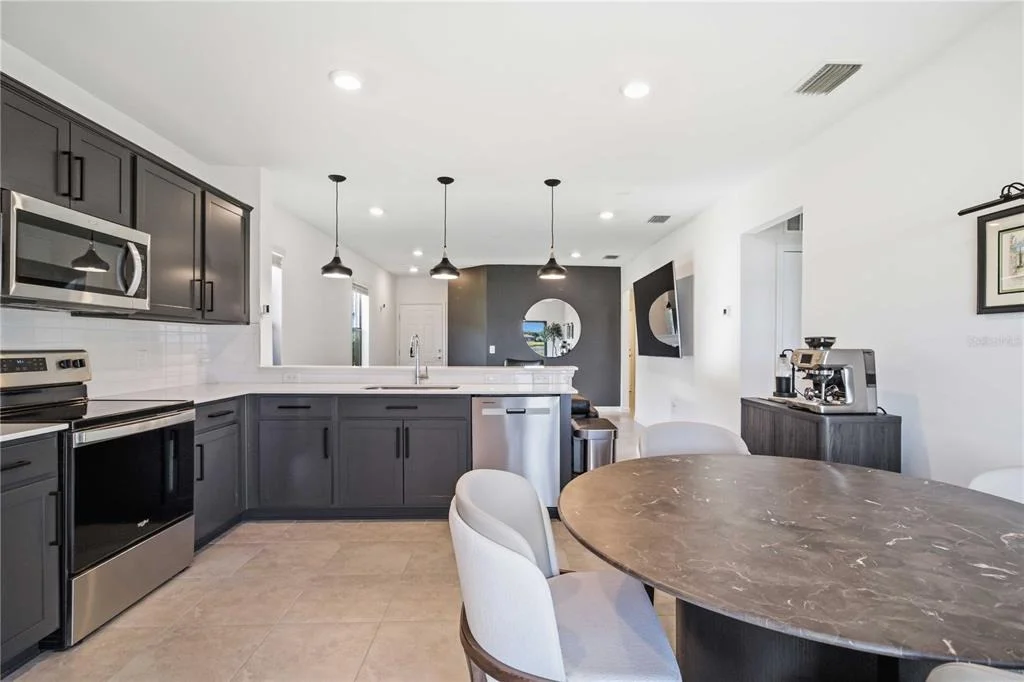 Photo of 6548 SILVERSTAR DRIVE