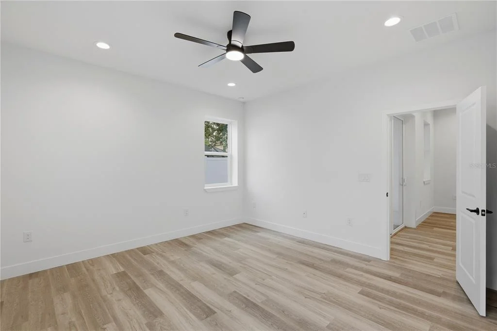 Photo of Unit AB at 8 SECOND PATH