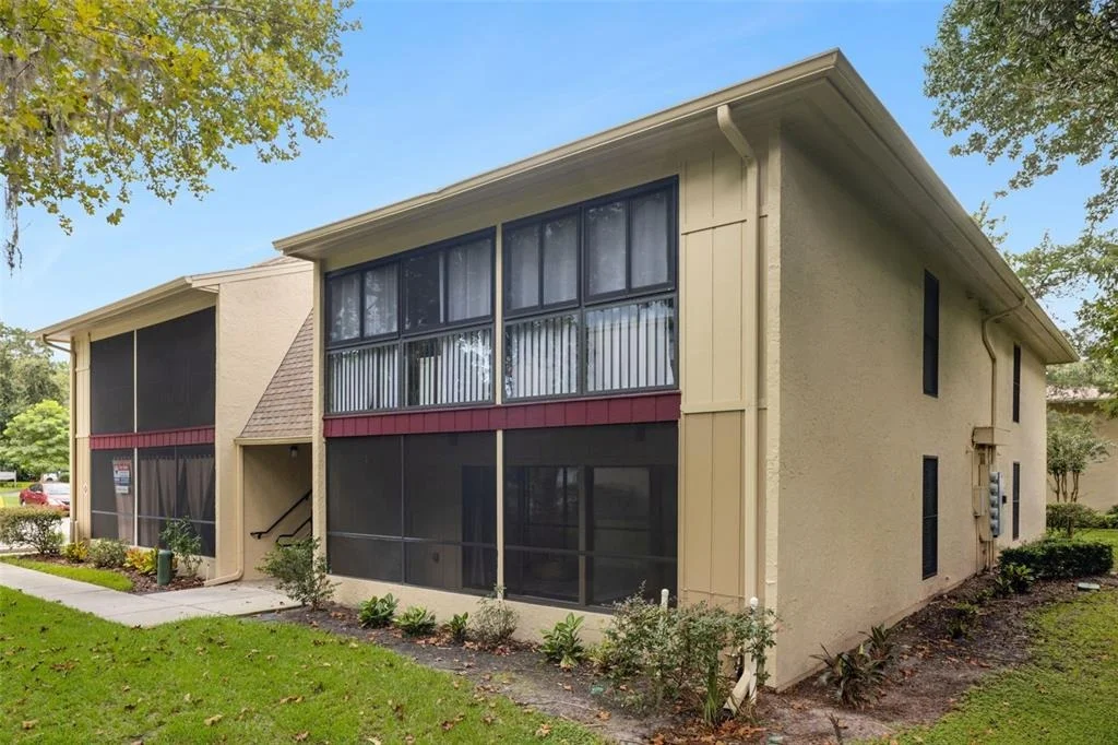Photo of Unit 1 at 220 MOREE LOOP