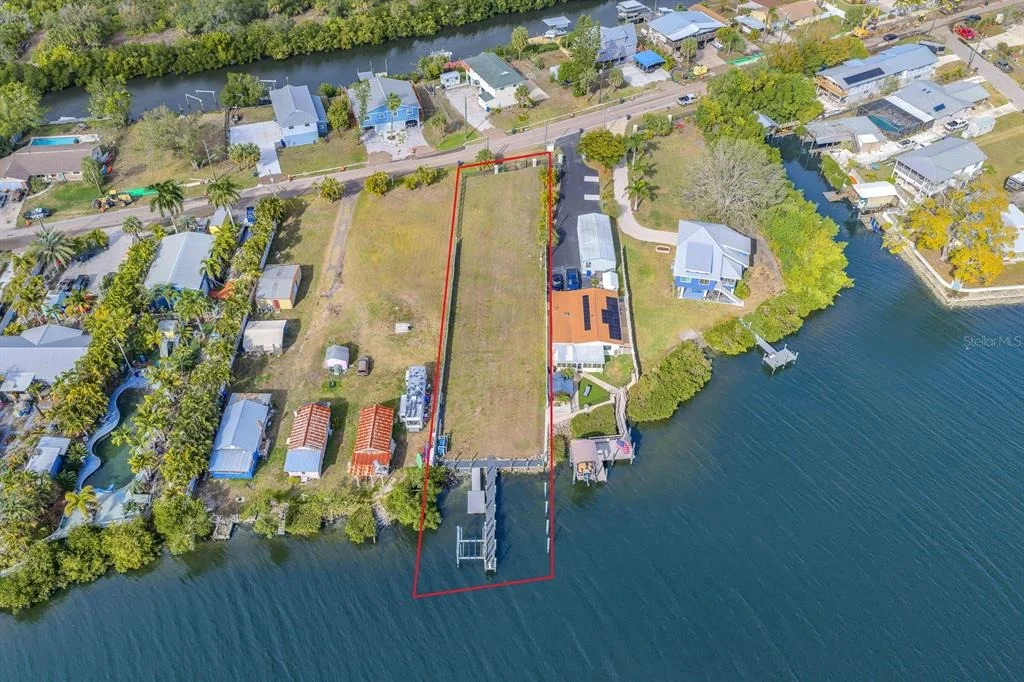Photo of 3304 W SHELL POINT ROAD