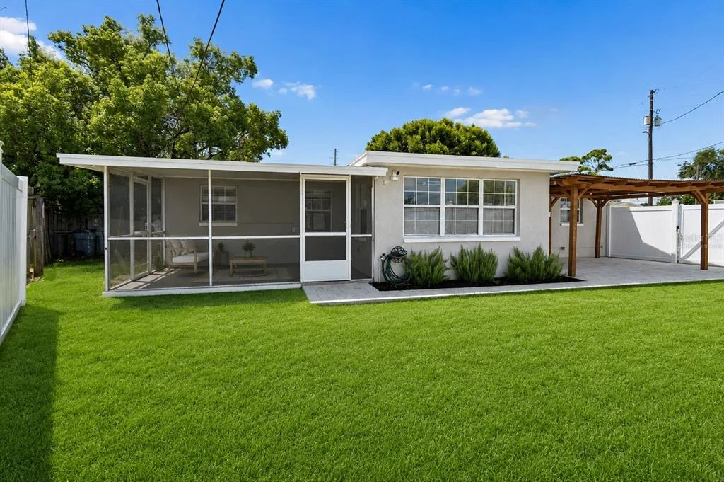 Photo of 2222 ARCADIA ROAD