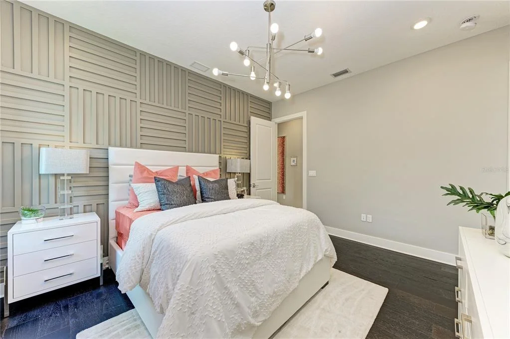 Photo of 5060 SIMONS COURT
