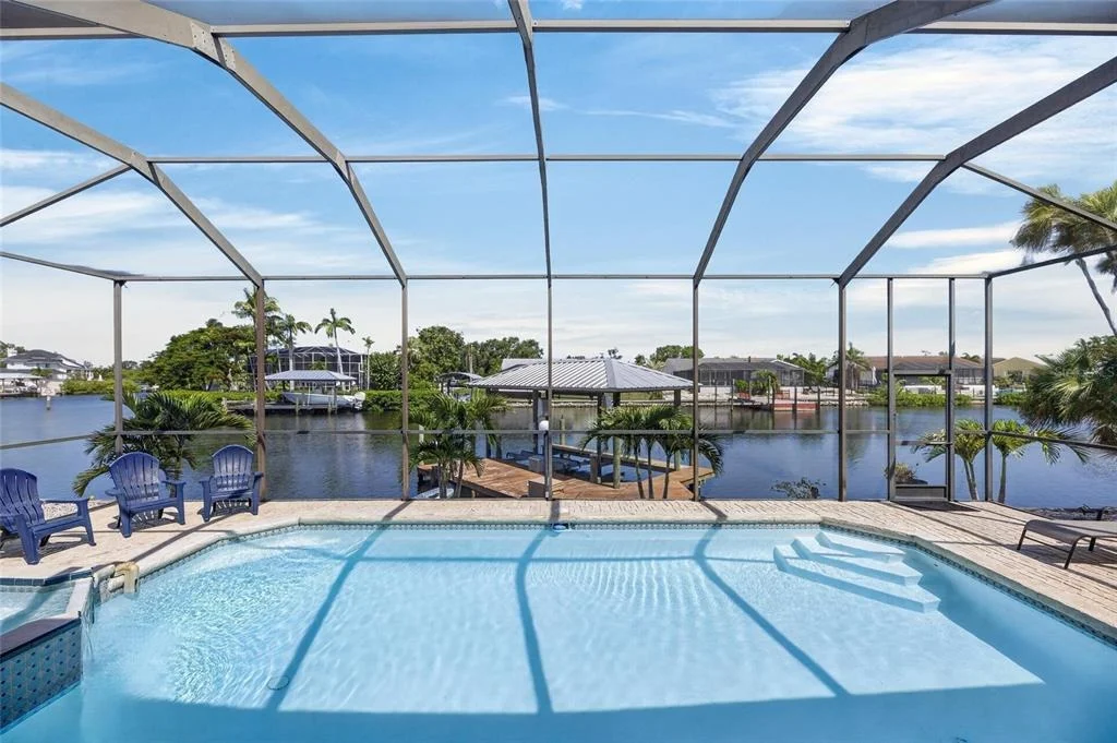 Photo of 923 GOLF ISLAND DRIVE