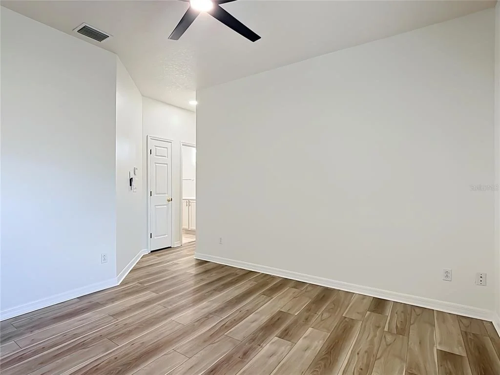 Photo of 2155 BARRATT COURT