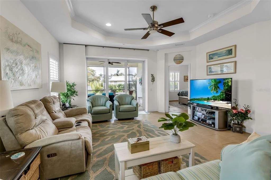Photo of 7004 VISTA BELLA DRIVE