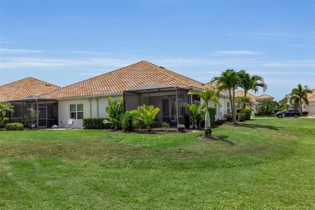 Photo of 7004 VISTA BELLA DRIVE