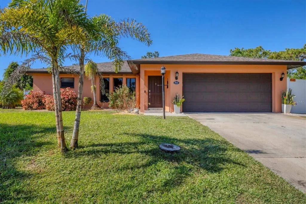 Photo of 7047 ADDERLY STREET