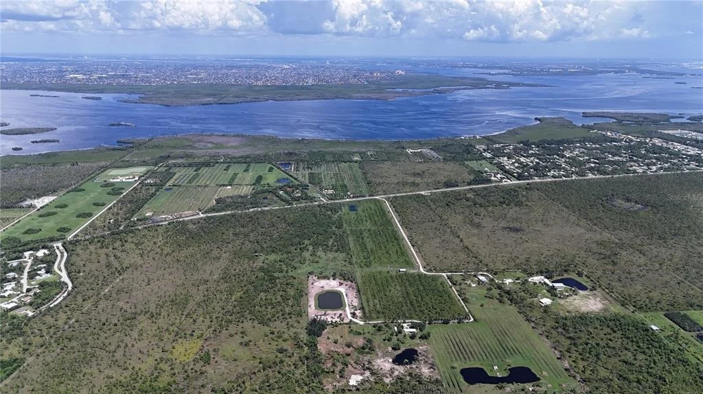 Photo of 6455 STRINGFELLOW ROAD