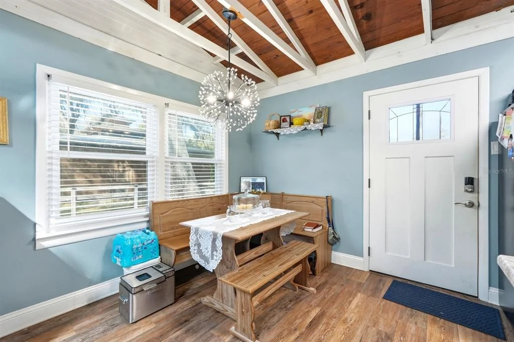 Photo of 6595 COLLIER ROAD