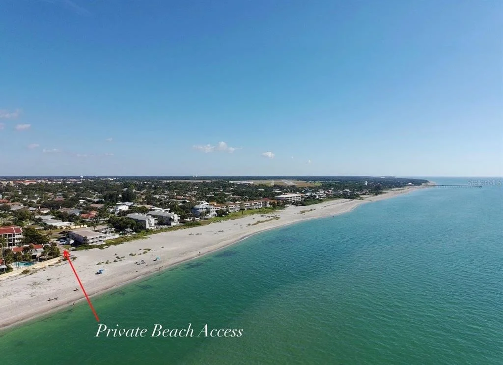 Photo of 702 HIBISCUS DRIVE