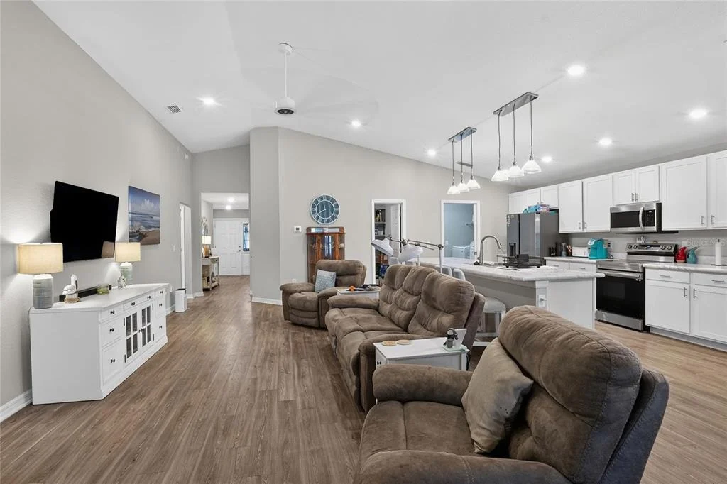 Photo of 6360 GARDNER DRIVE