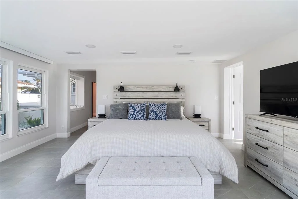 Photo of 227 HOWARD DRIVE