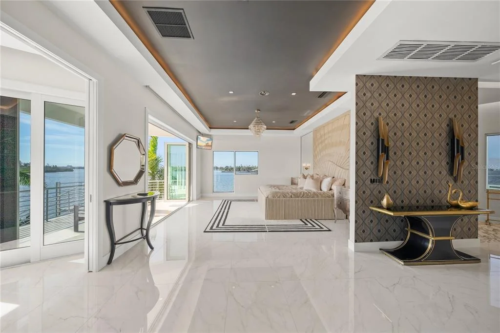 Photo of 1400 SIESTA DRIVE
