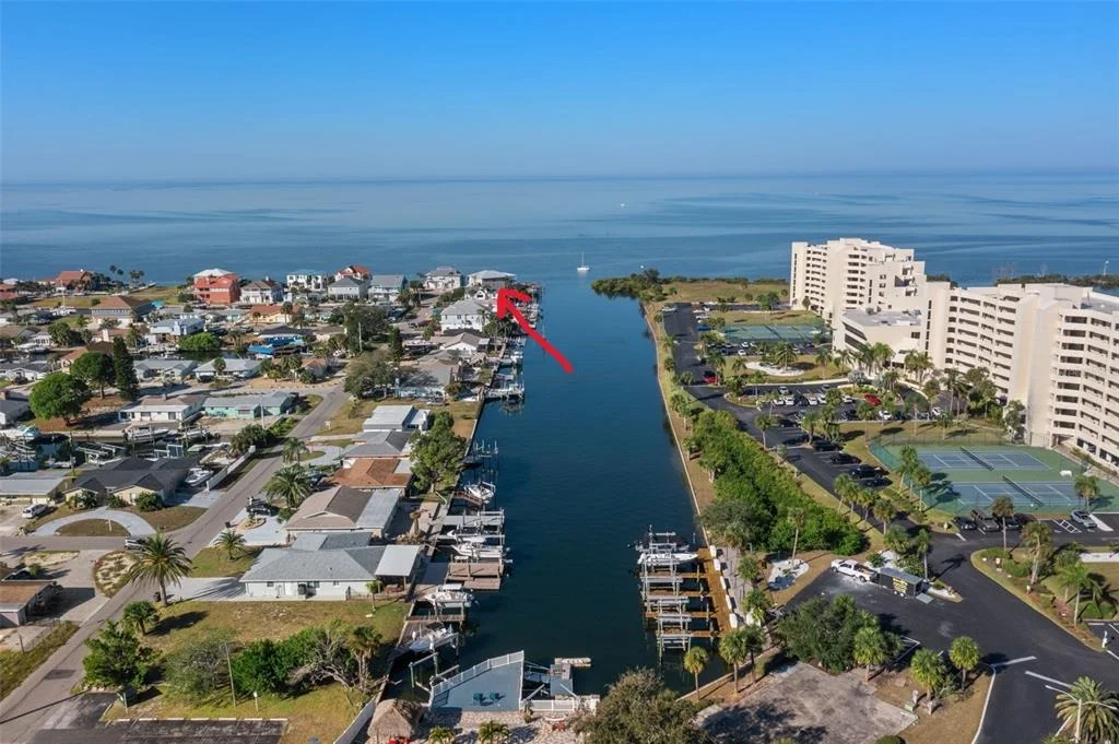 Photo of 5889 BEVERLY DRIVE