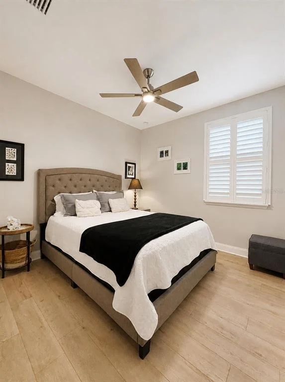 Photo of 14 SIGNET CIRCLE