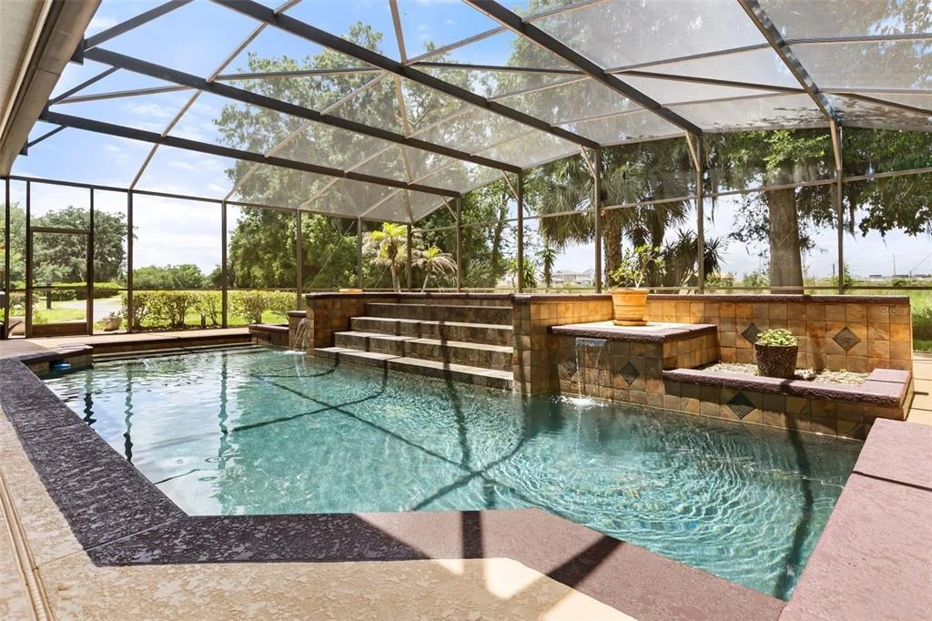Photo of 1521 EDGEWATER DRIVE