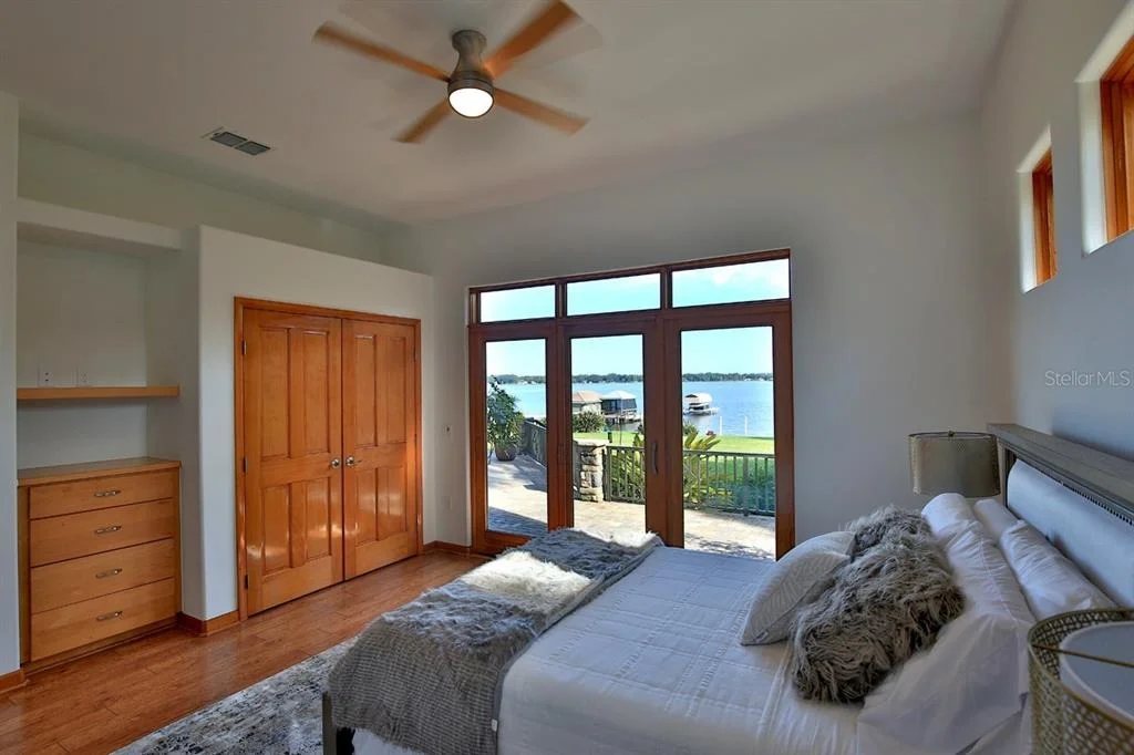 Photo of 11035 SE SUNSET HARBOR ROAD